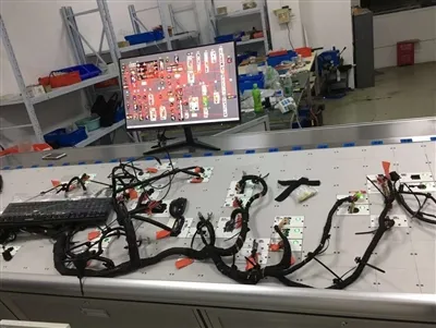 Kas ir transportlīdzekļa vadu instalācija?